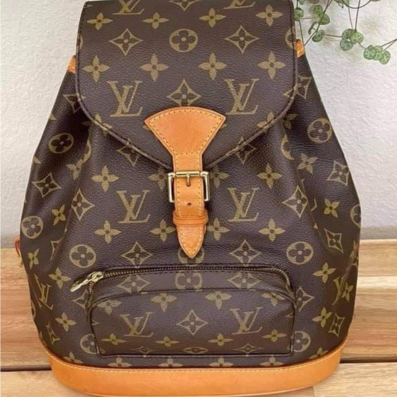 Louis Vuitton Montsouris MM Backpack - Picture 1 of 14